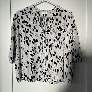 DKNYC cropped blouse